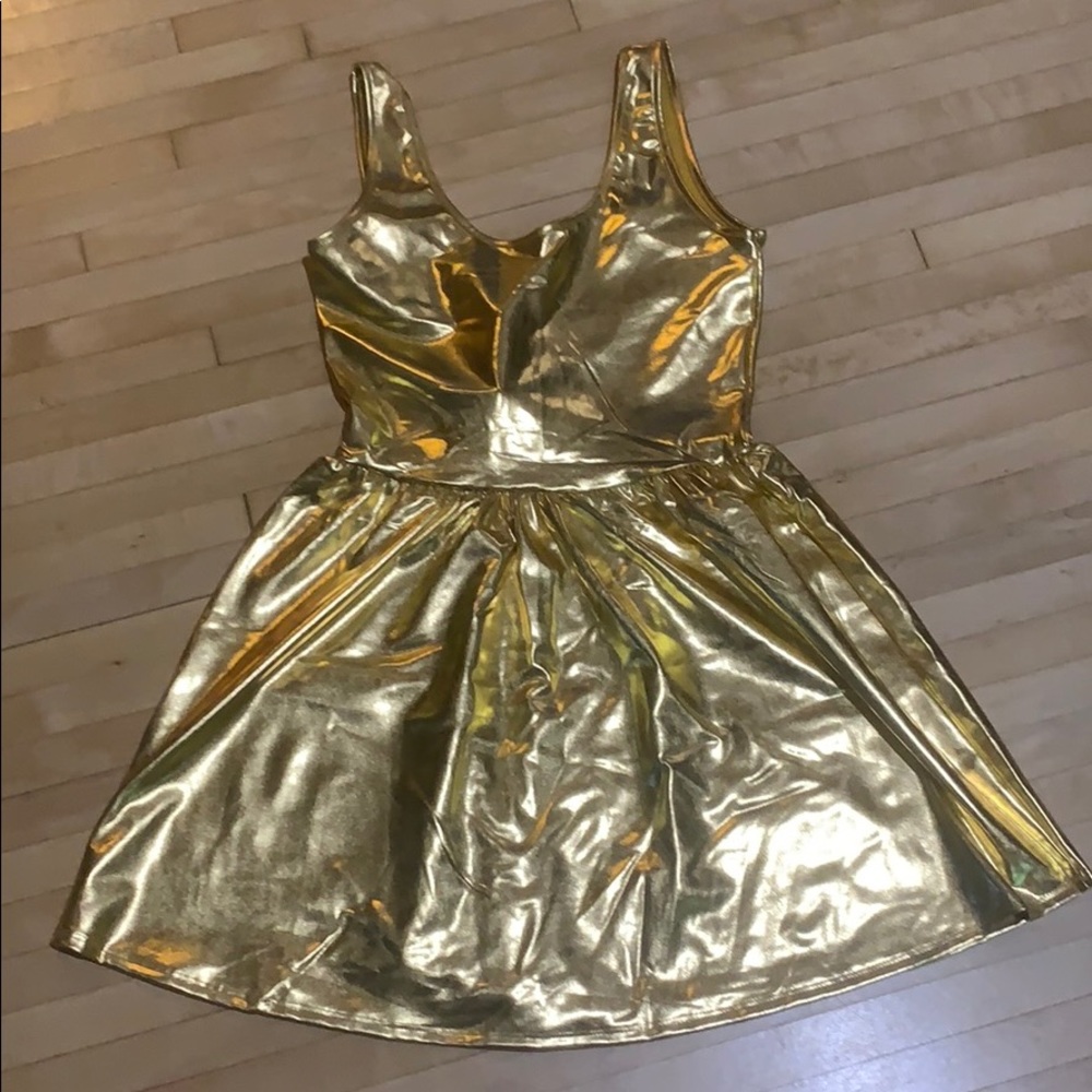 ❌SOLD❌ Gold Skater Dress ⭐️⭐️⭐️